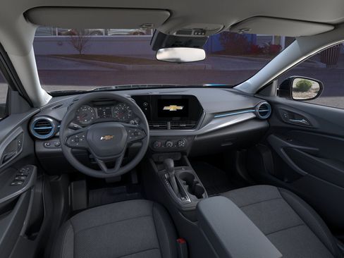 New 2026 Chevrolet Trax LS w/ LS Convenience Package FWD image 15