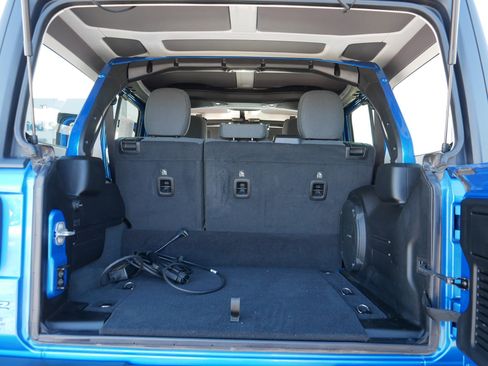 Used 2025 Jeep Wrangler Sport S w/ Convenience Group image 18