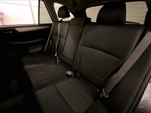 Used 2019 Subaru Outback 2.5i Premium image 25