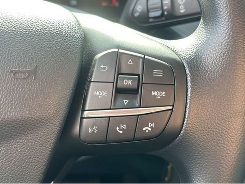 New 2025 Ford Maverick XL image 7