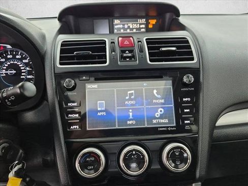 Used 2017 Subaru Forester 2.5i Premium AWD/4WD image 15