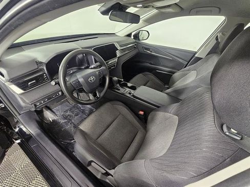 Used 2025 Toyota Camry LE image 25