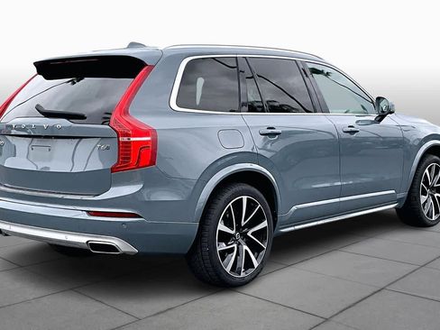 Used 2020 Volvo XC90 T6 Momentum w/ Protection Package Premier image 12