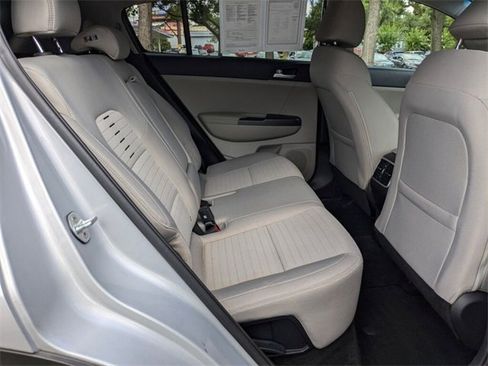 Used 2020 Kia Sportage LX w/ LX Popular Package image 31