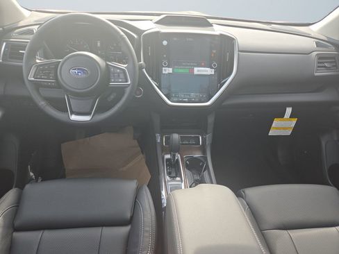 Certified 2025 Subaru Ascent Touring AWD/4WD image 10