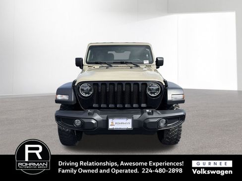 Used 2022 Jeep Wrangler Willys image 3