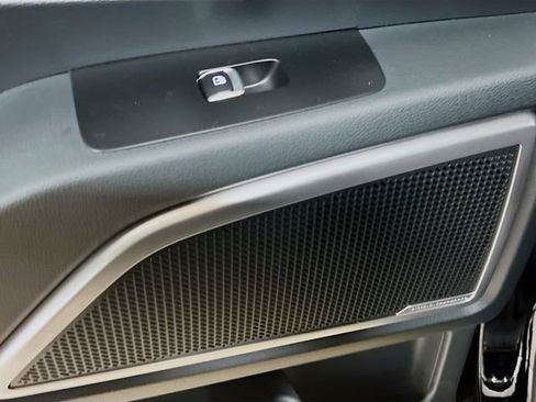 New 2025 Kia Telluride S image 27