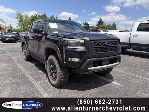 Used 2022 Nissan Frontier PRO-4X w/ Pro-4X Premium Package AWD/4WD image 1