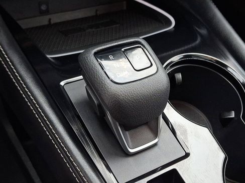 Used 2024 Nissan Rogue Platinum w/ Platinum Premium Package image 16