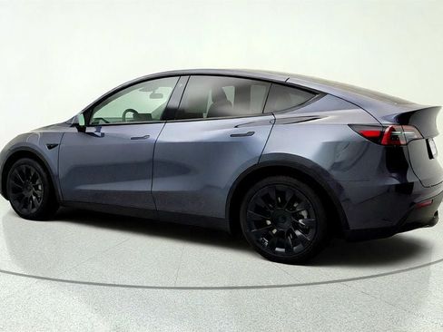 Used 2023 Tesla Model Y Long Range AWD/4WD image 7