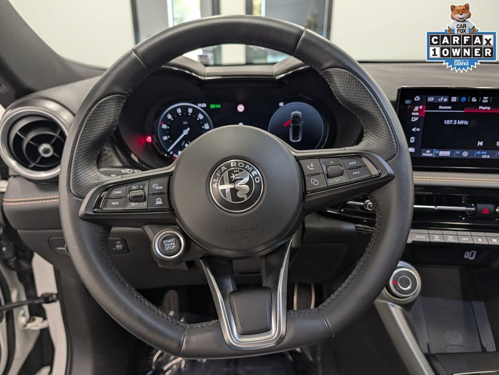 Used 2025 Alfa Romeo Tonale AWD/4WD image 20