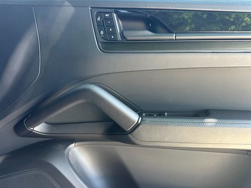 Certified 2025 Porsche Cayenne GTS AWD/4WD image 19