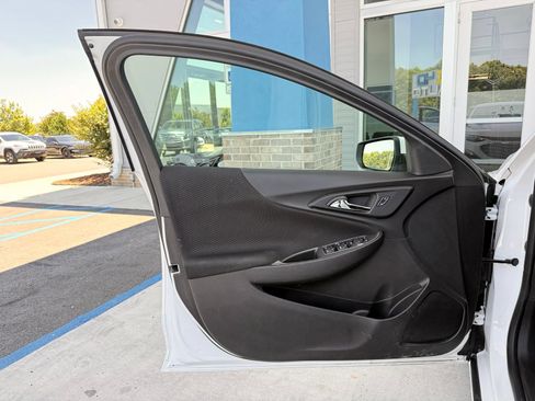 Used 2024 Chevrolet Malibu LT FWD image 13
