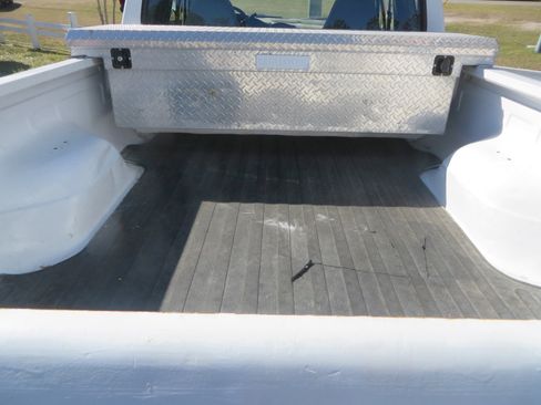 Used 1996 Ford F250 XLT image 10