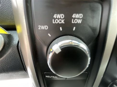 Used 2014 RAM 2500 Big Horn image 24