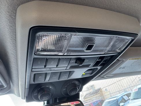 Certified 2022 Toyota 4Runner TRD Off-Road Premium w/ Moonroof Package image 30