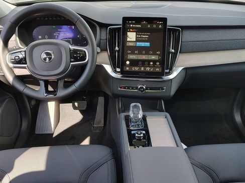 New 2026 Volvo XC90 B6 Plus image 12