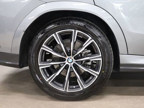 Used 2026 BMW X6 xDrive40i AWD/4WD image 38