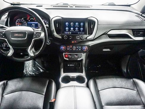 Used 2022 GMC Terrain SLT image 13