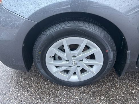 Used 2012 Toyota Prius V image 27