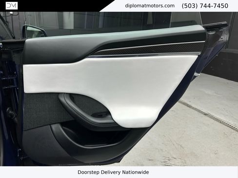 Used 2021 Tesla Model S Plaid image 25
