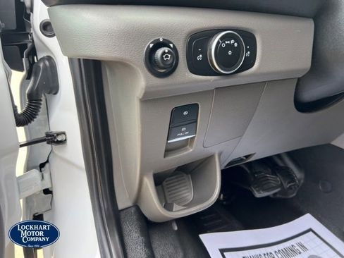 Used 2023 Ford Transit 250 148 High Roof Extended image 30