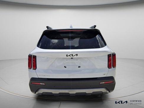 Certified 2023 Kia Sorento SX Prestige image 6