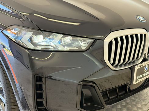 Certified 2024 BMW X5 xDrive50e w/ M Sport Package AWD/4WD image 11