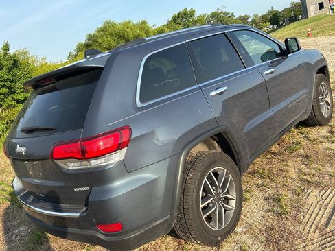 Used 2021 Jeep Grand Cherokee Limited w/ Sun & Sound Group AWD/4WD image 10