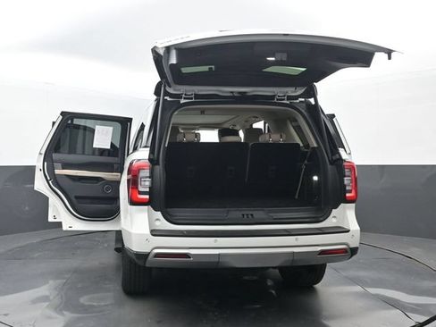 Used 2022 Ford Expedition Limited AWD/4WD image 37