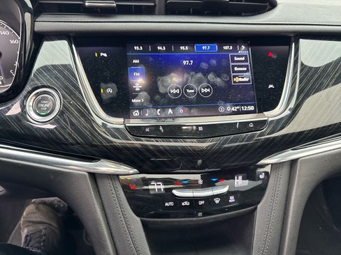 Used 2020 Cadillac XT6 Premium Luxury image 15