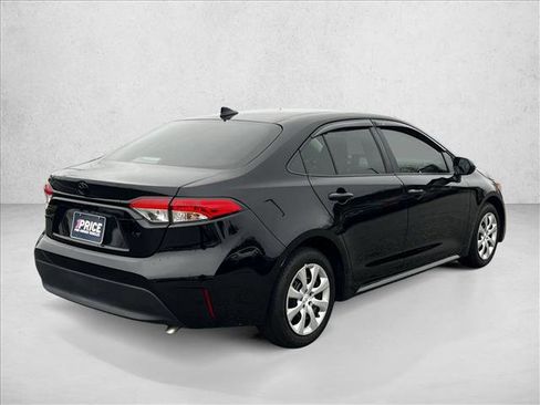 Certified 2024 Toyota Corolla LE image 5