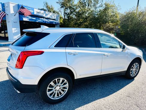 Used 2017 Cadillac XT5 Luxury image 8