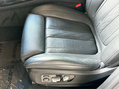 Used 2024 BMW X6 xDrive40i w/ Premium Package image 20