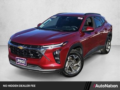 Used 2025 Chevrolet Trax LT