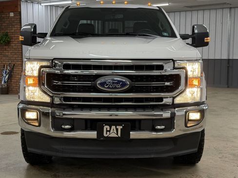 Used 2020 Ford F350 Lariat w/ Chrome Package image 3