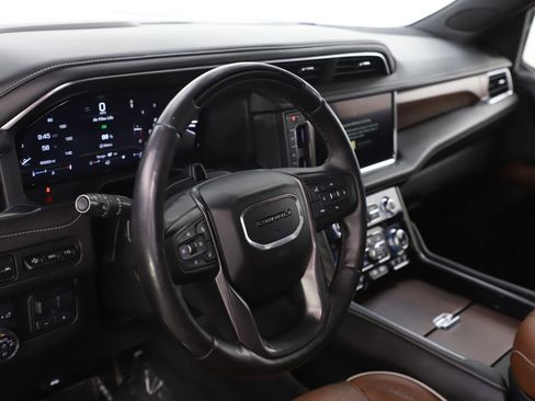 Used 2023 GMC Yukon Denali Ultimate image 25