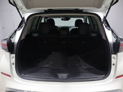 Used 2023 Nissan Murano SV image 4