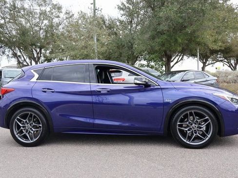 Used 2017 INFINITI QX30 Sport w/ Sport Leather Package image 9