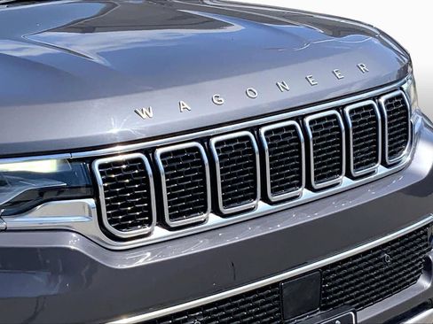 Used 2022 Jeep Wagoneer Series II RWD image 25