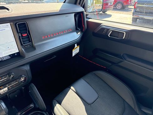 New 2025 Ford Bronco Raptor image 31