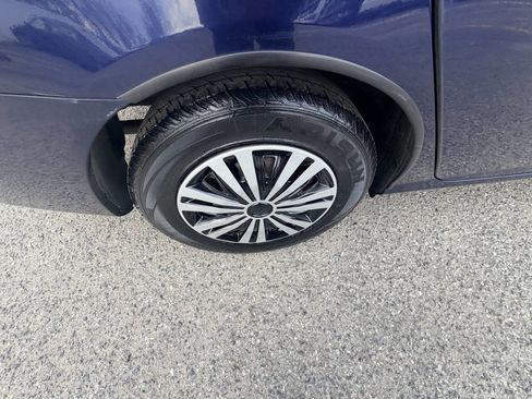 Used 2009 Hyundai Elantra GLS w/ Popular Equipment Pkg 2 image 30