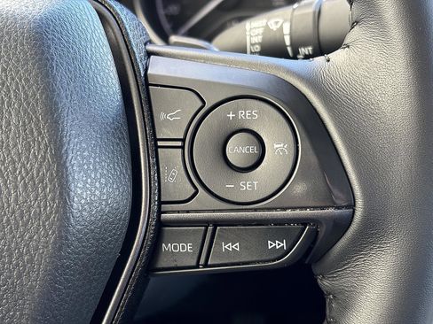 Used 2024 Toyota Camry SE w/ Convenience Package image 30