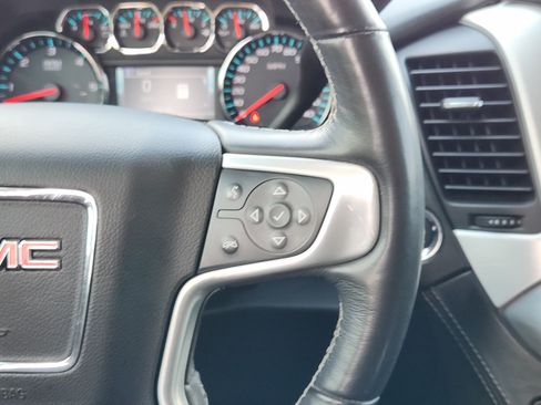 Used 2018 GMC Yukon XL SLT RWD image 28
