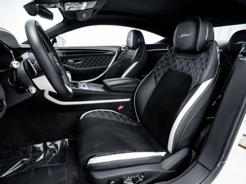 Used 2024 Bentley Continental GT Speed image 21
