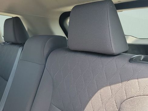Certified 2024 Toyota Corolla Cross LE FWD image 9