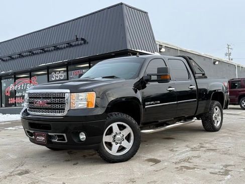 Used 2013 GMC Sierra 2500 Denali w/ Suspension Package, Off-Road image 21