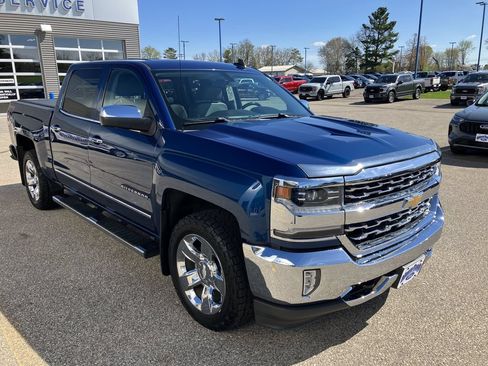 Used 2017 Chevrolet Silverado 1500 LTZ w/ Sport Package AWD/4WD image 4