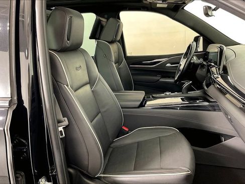 Used 2023 Cadillac Escalade Sport AWD/4WD image 10