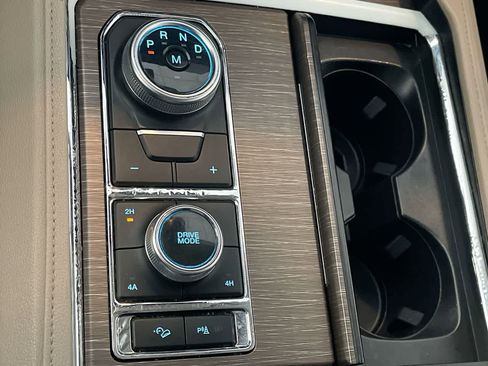 Used 2022 Ford Expedition Max Limited image 20